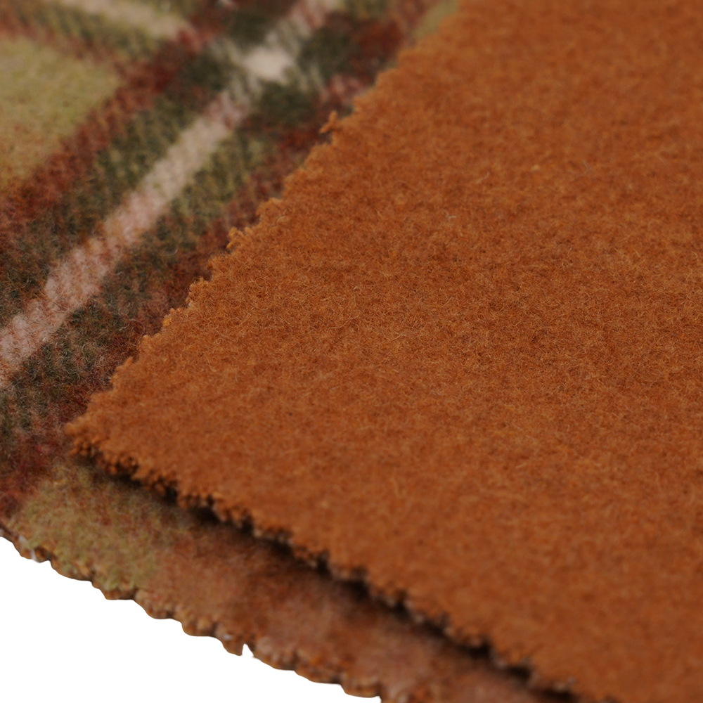 50% wol, 40% polyester, 10% andere vezels, 860 g/ml, bruin en geel geruit, fluwelen stof, ML-062142104