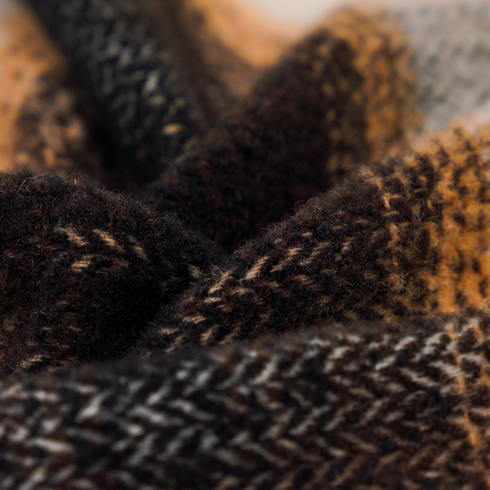 40% wol, 60% polyester, 540 g/ml, zwart en wit, cirkeltweedstof, ML-8021071